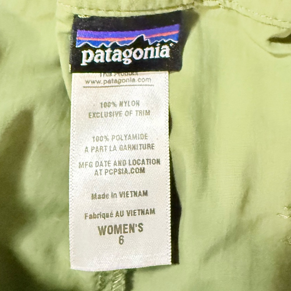 Patagonia women’s Upcountry olive Shorts size 6 - Picture 10 of 10